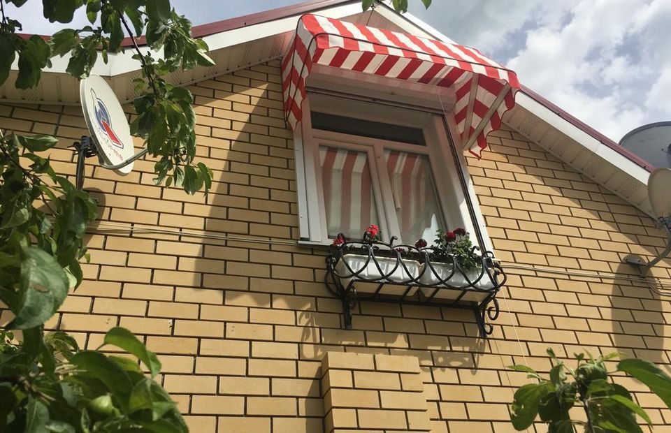 Корзинная маркиза в частный дом